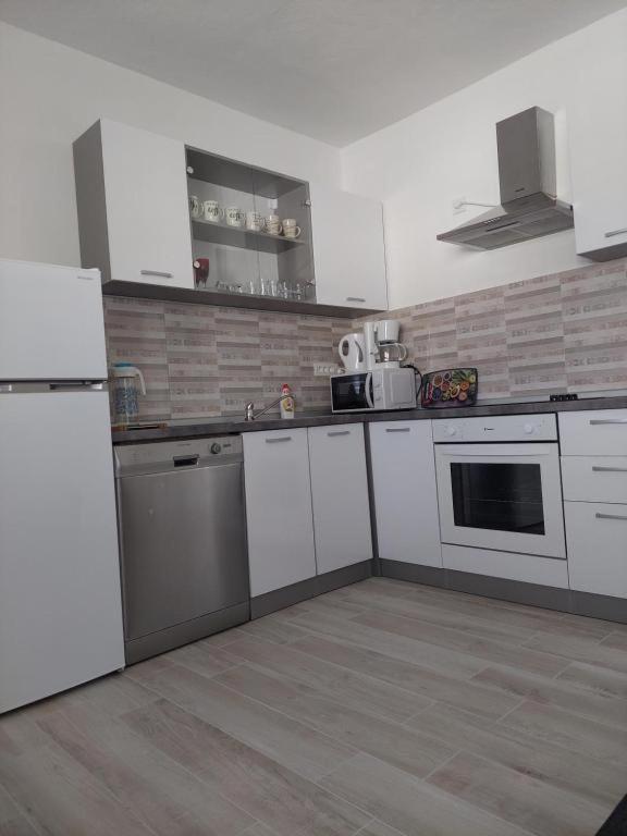 Gordana Apartmani Ljubač Zewnętrze zdjęcie