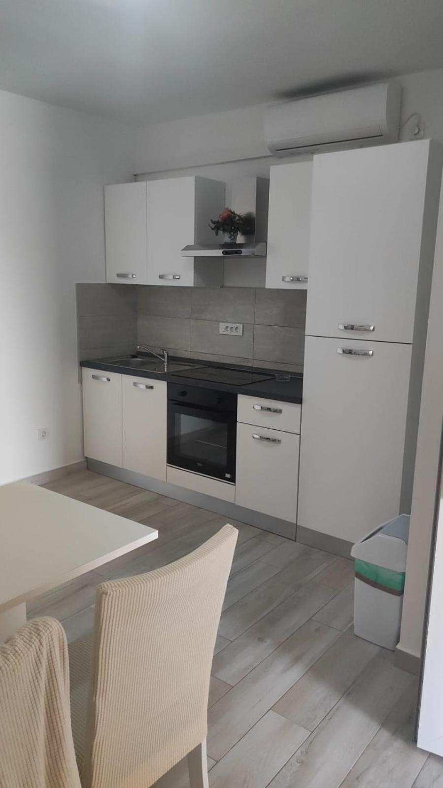 Gordana Apartmani Ljubač Zewnętrze zdjęcie